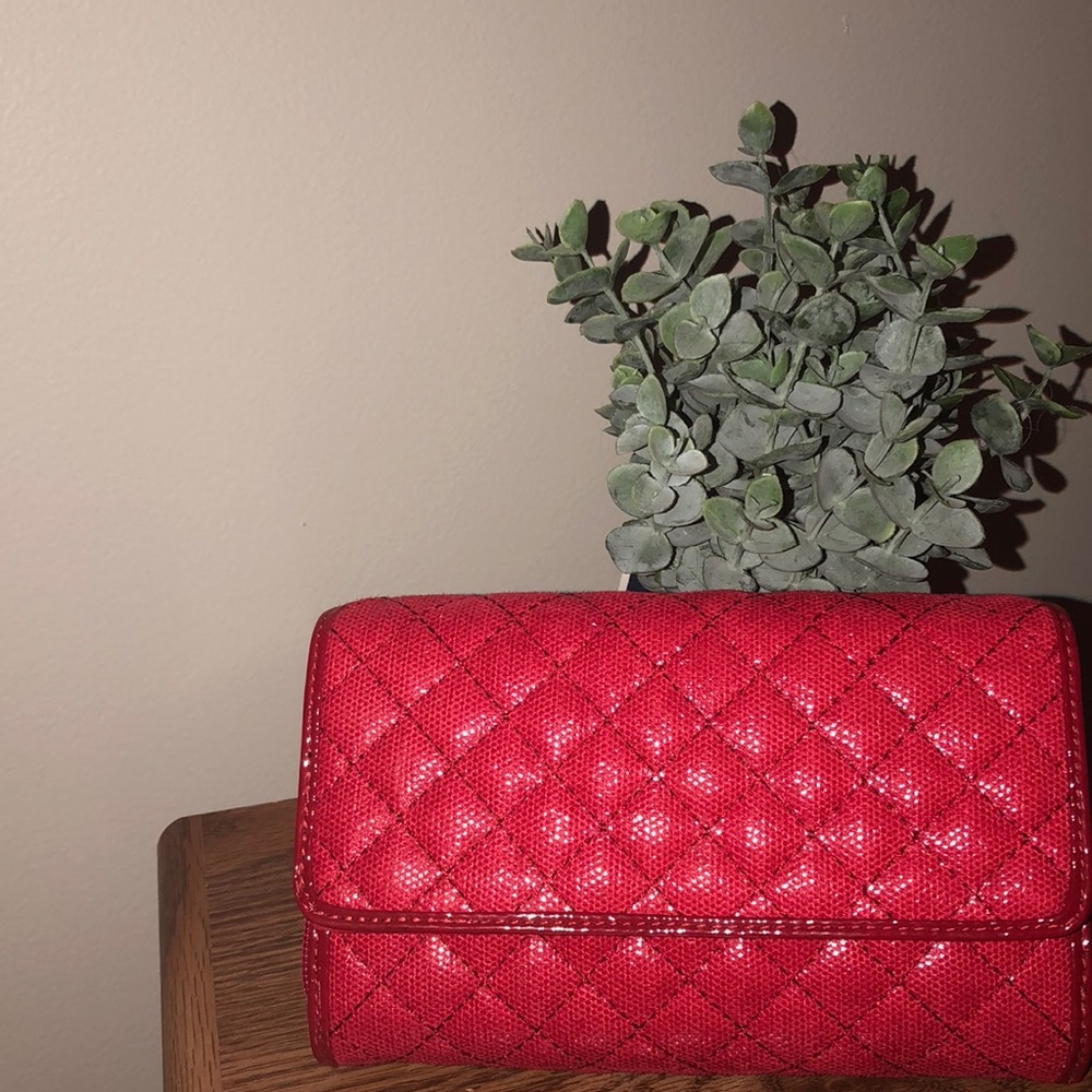 Red Wallet